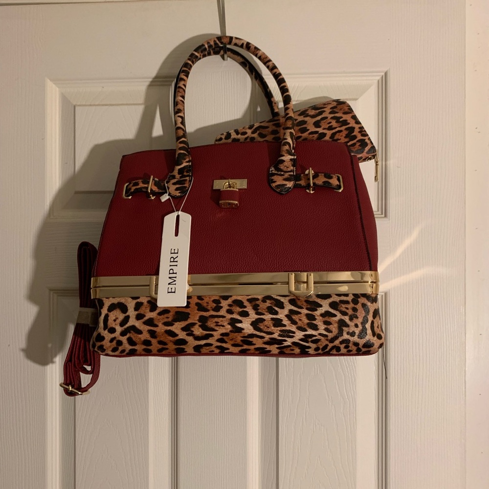 Empire purse with wallet